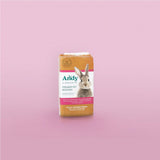 Andy by Anderson Hay Wood Shavings White Wood Shavings